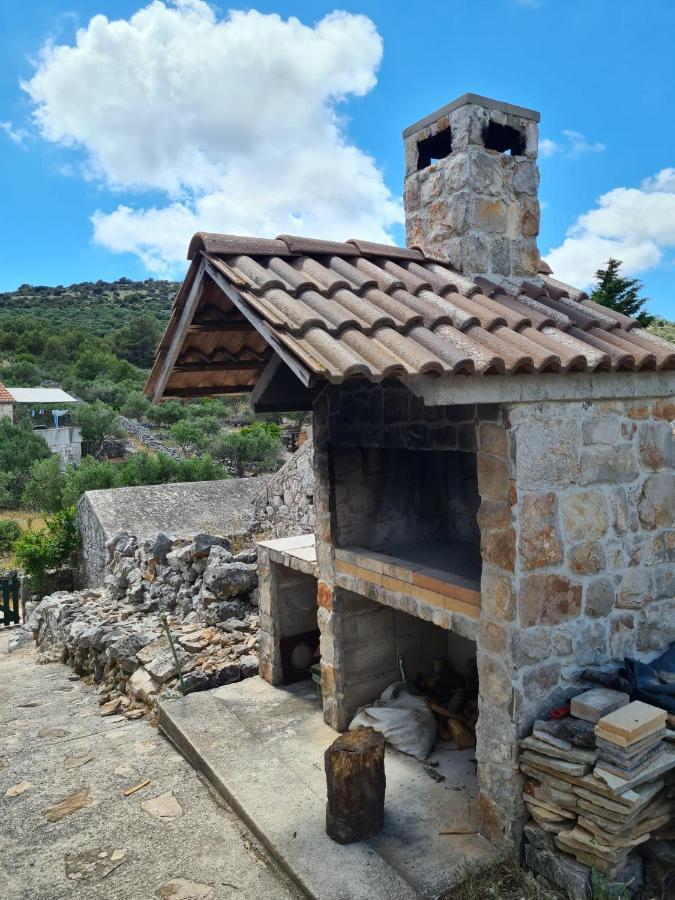Kuca Za Odmor Buba, Otok Zut Pristanisce Exterior foto