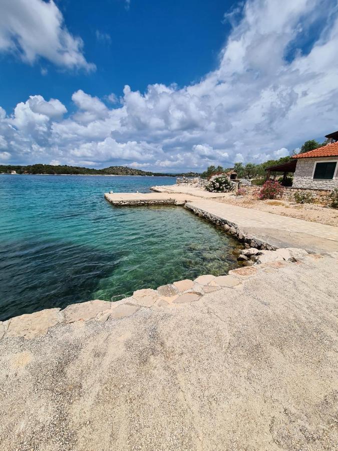 Kuca Za Odmor Buba, Otok Zut Pristanisce Exterior foto