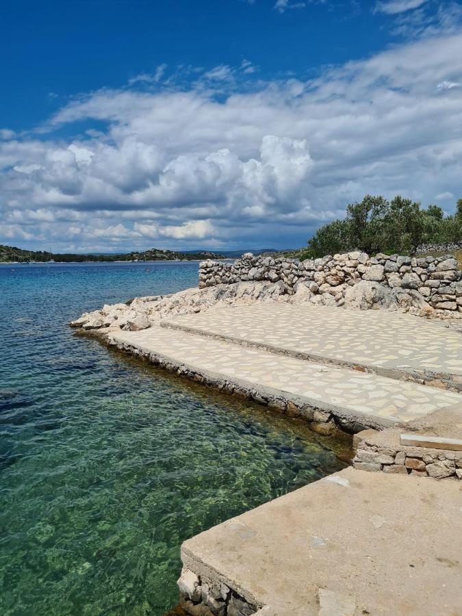 Kuca Za Odmor Buba, Otok Zut Pristanisce Exterior foto